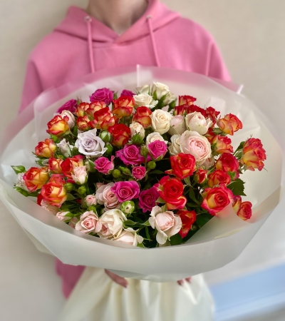 Букет из 15 кустовых роз